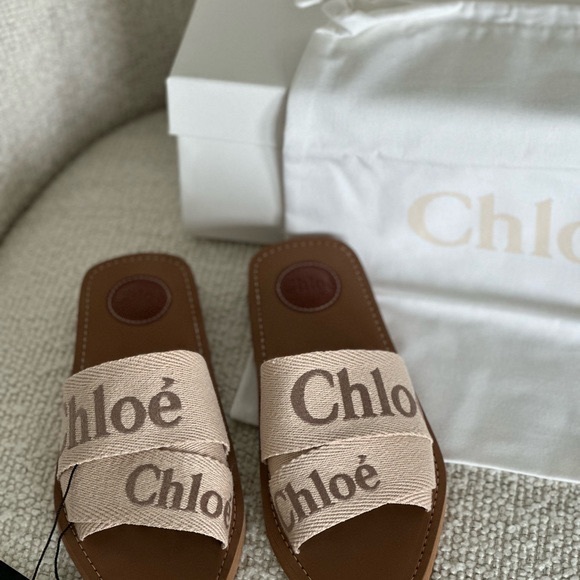 COPY - Chloe Women's Woody Logo Slide Sandals - Picture 3 of 12